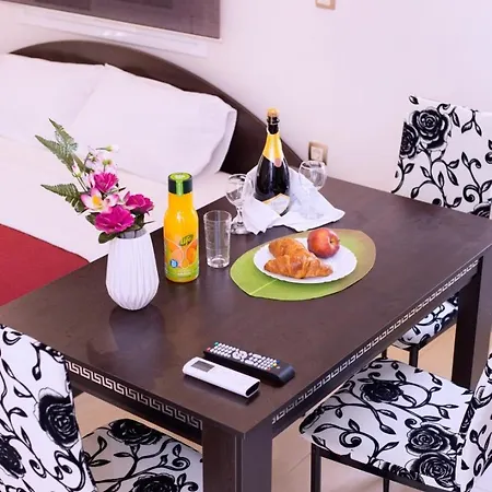 公寓 Mailohome Paralía